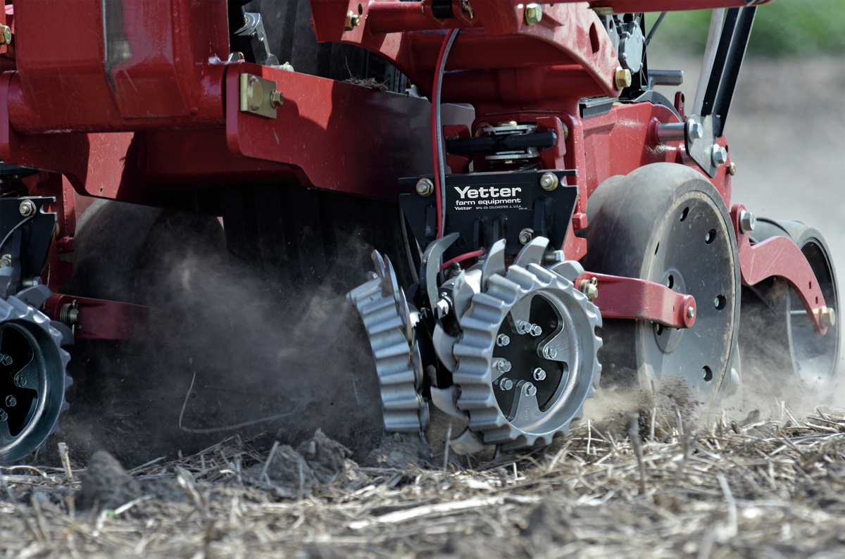 Yetter 2967-014 B Narrow Short Titan Narrow Floating Residue Manager For Case IH