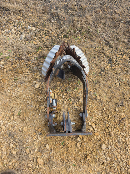 16 Martin 1360 row cleaners for Kinze