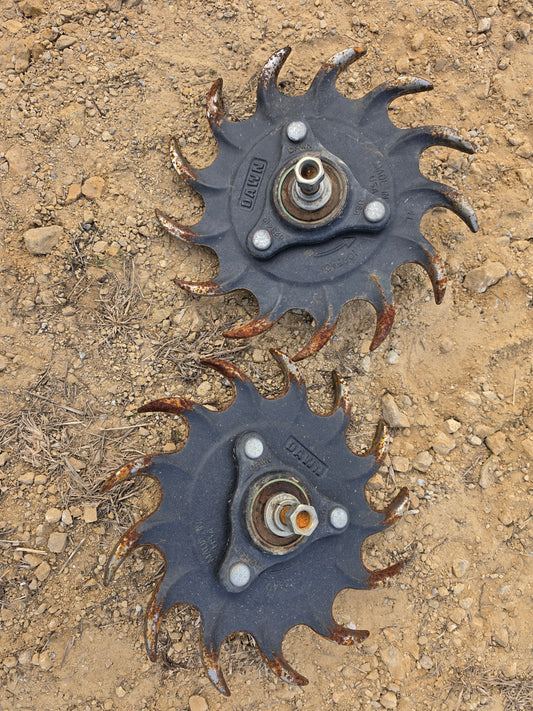 6 rows of dawn curvetine closing wheels