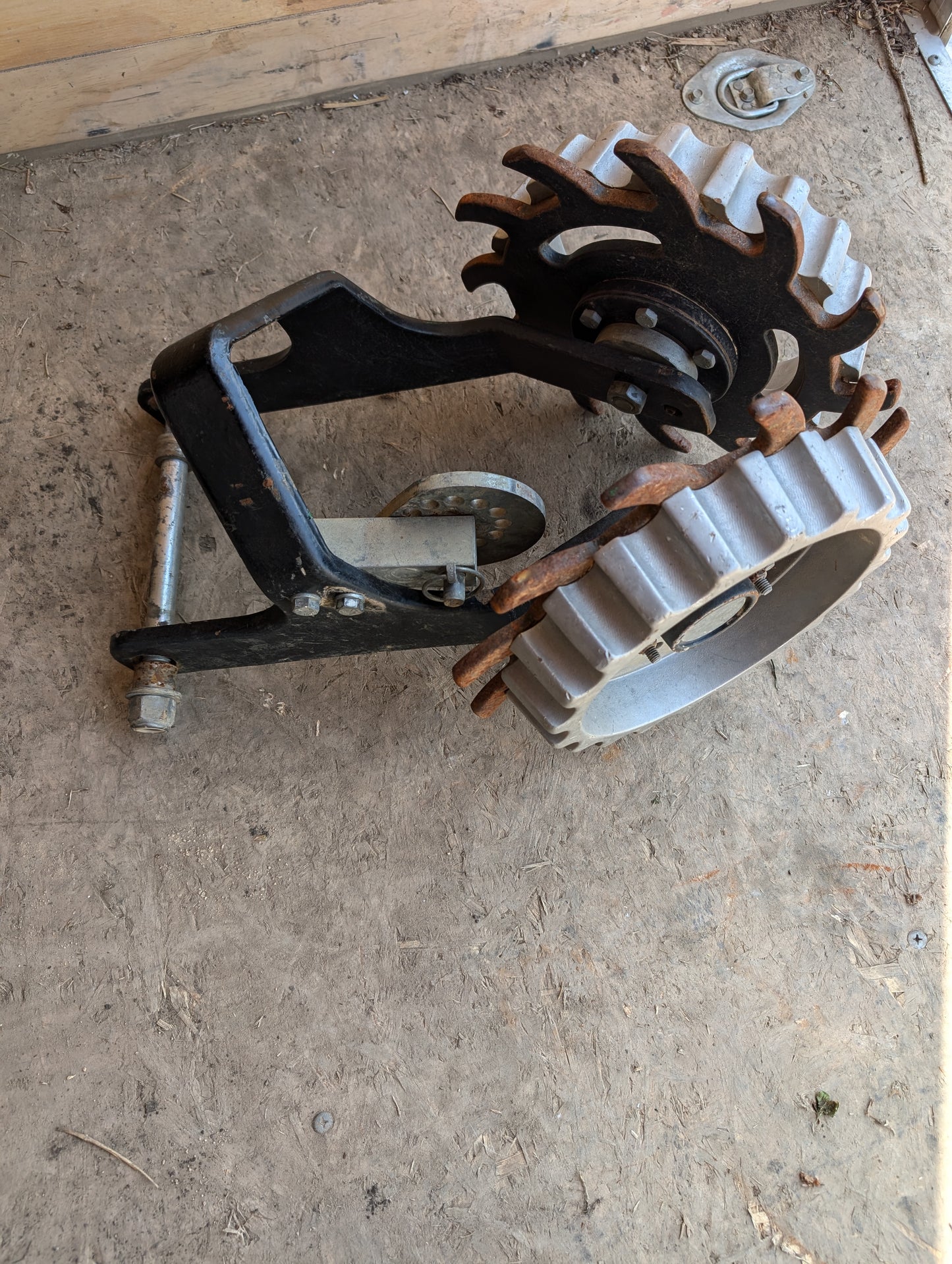 Used Kinze Floating Row Cleaners