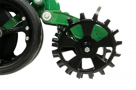 6200-009 Yetter Cast Twister Closing Wheels (2 Wheels)